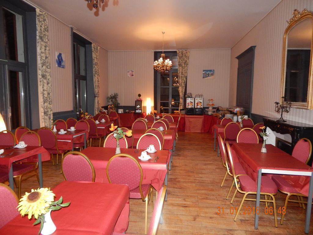 Homtel Le Parc Hotell Allevard Exteriör bild
