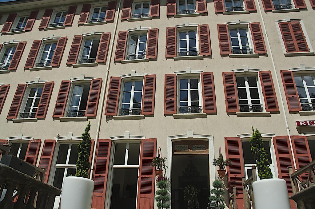 Homtel Le Parc Hotell Allevard Exteriör bild