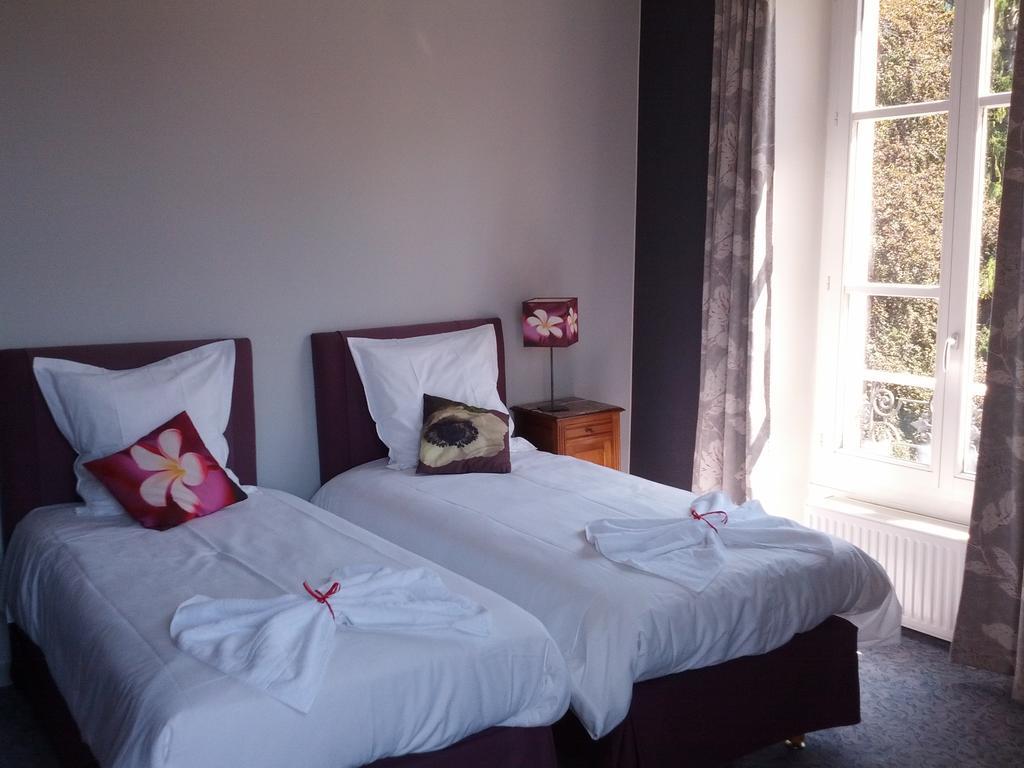 Homtel Le Parc Hotell Allevard Rum bild