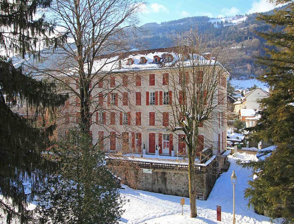 Homtel Le Parc Hotell Allevard Exteriör bild