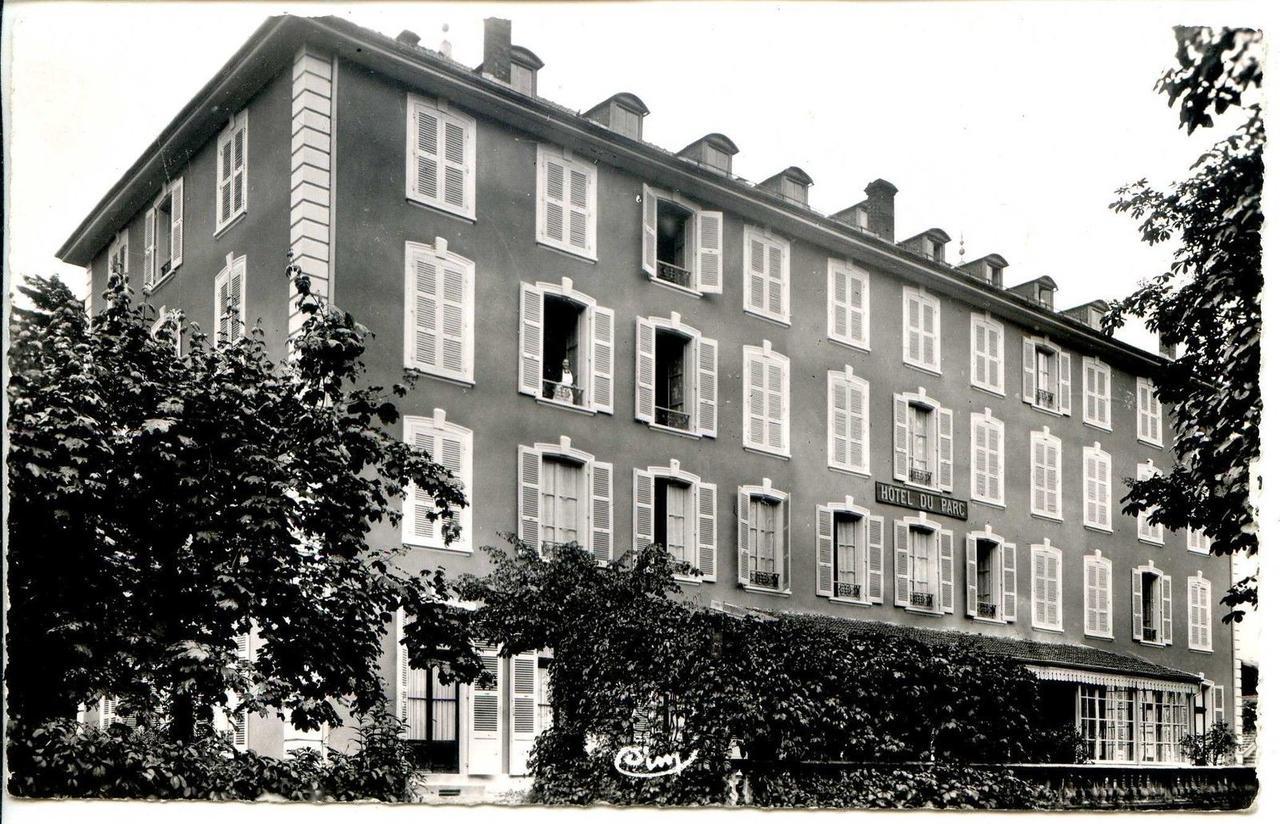 Homtel Le Parc Hotell Allevard Exteriör bild