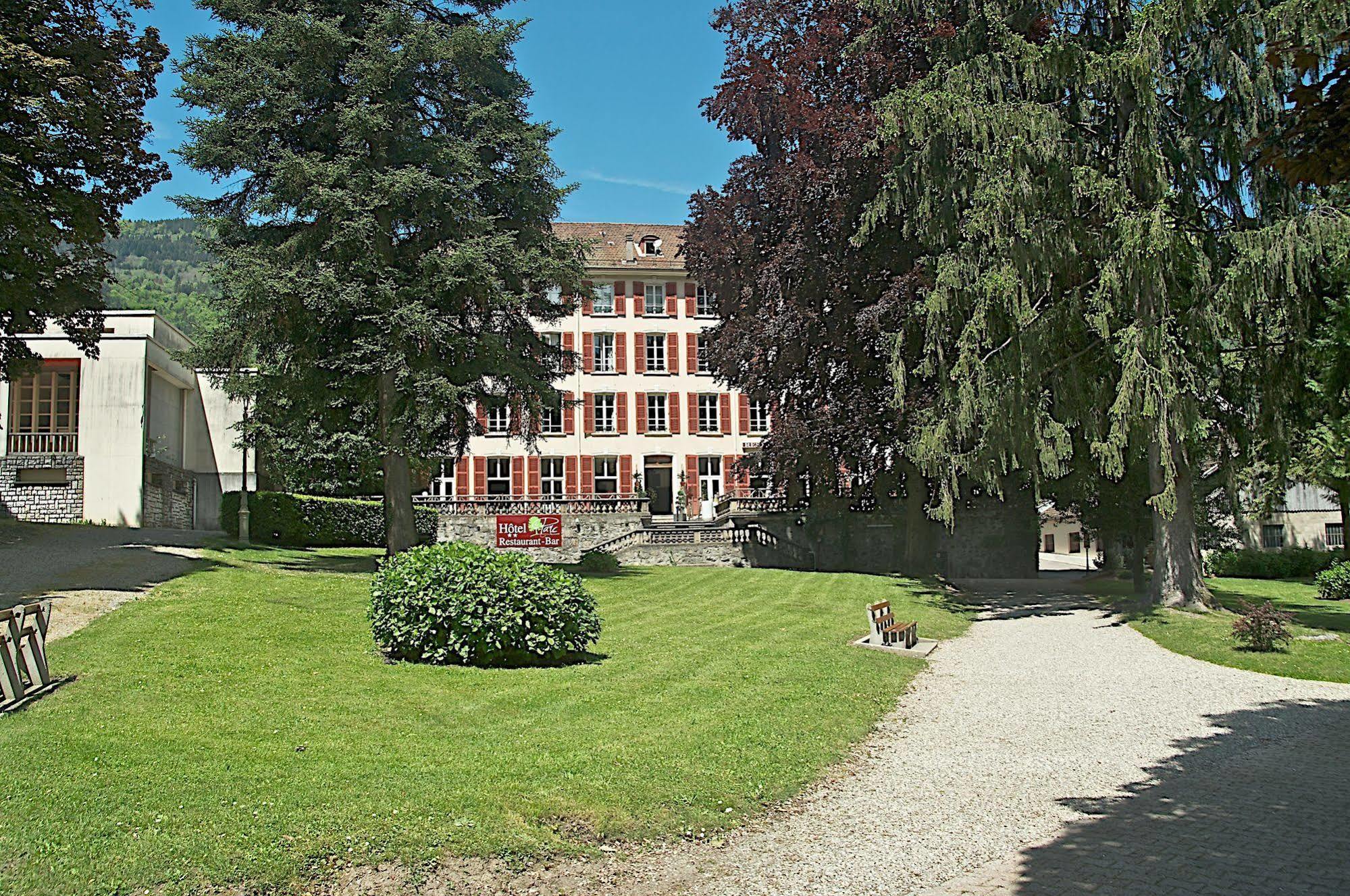 Homtel Le Parc Hotell Allevard Exteriör bild